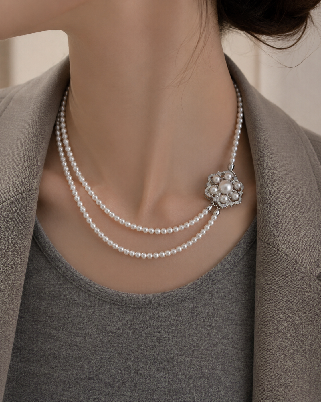 Convertible Pearl Brooch Necklace