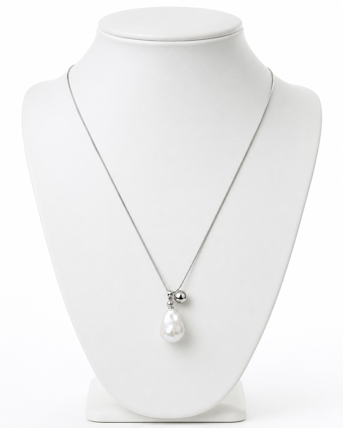 Baroque Pearl Pendant Necklace