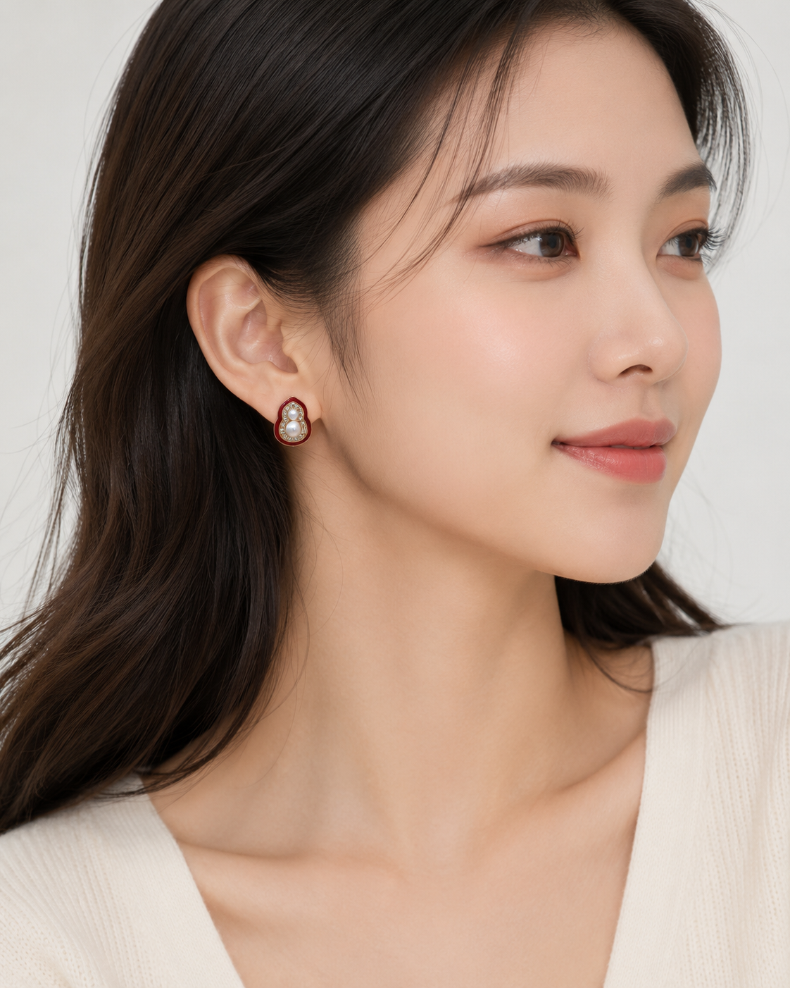 Red Gourd Pearl Stud Earrings
