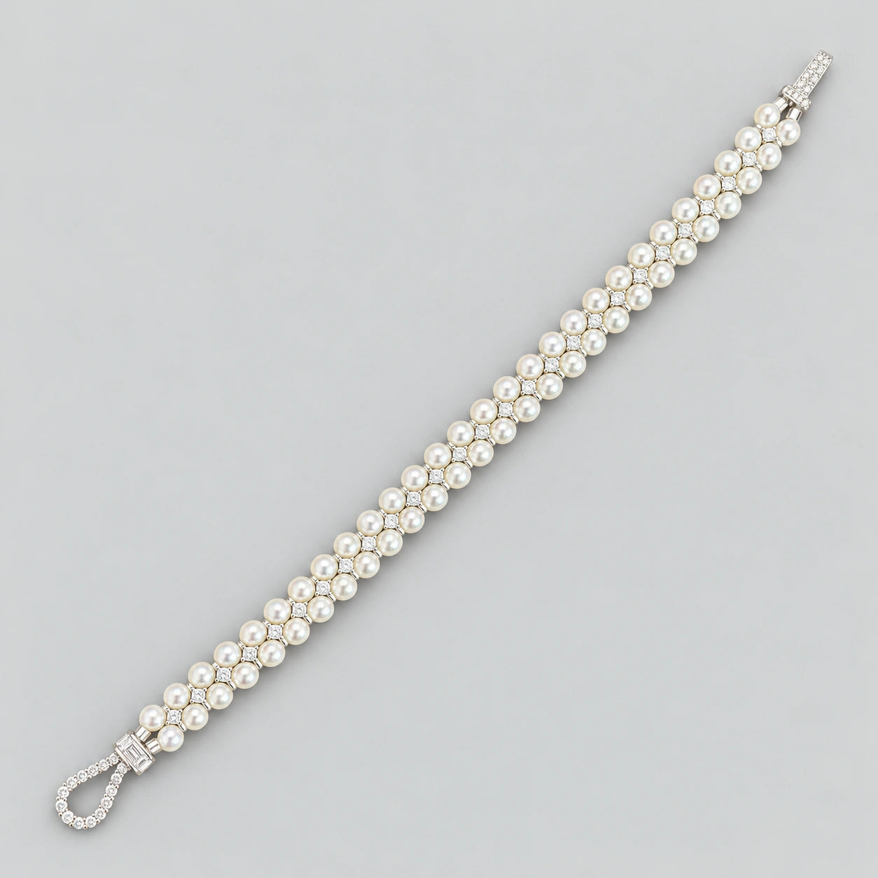 SKU10004 pearl bracelet displayed flat with both clasp ends visible
